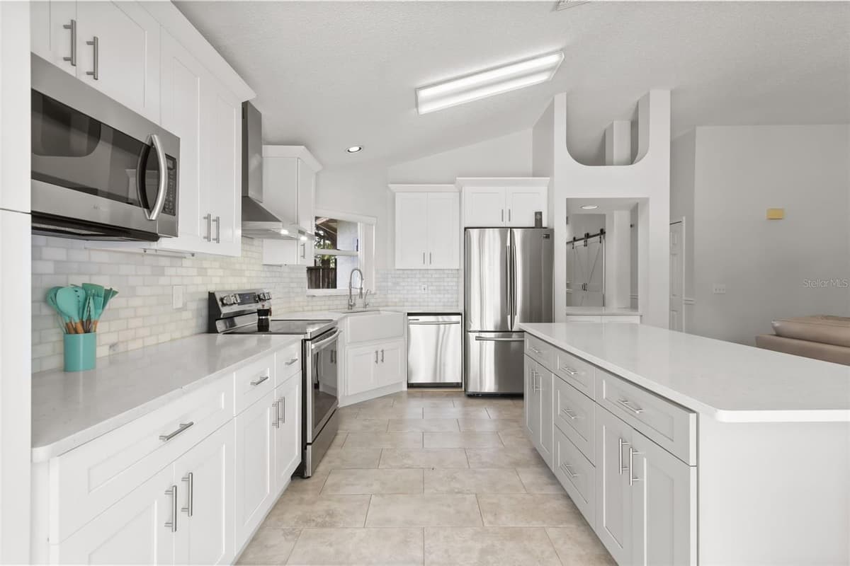4562 CONWAY LANDING DRIVE — photo 14 of 38