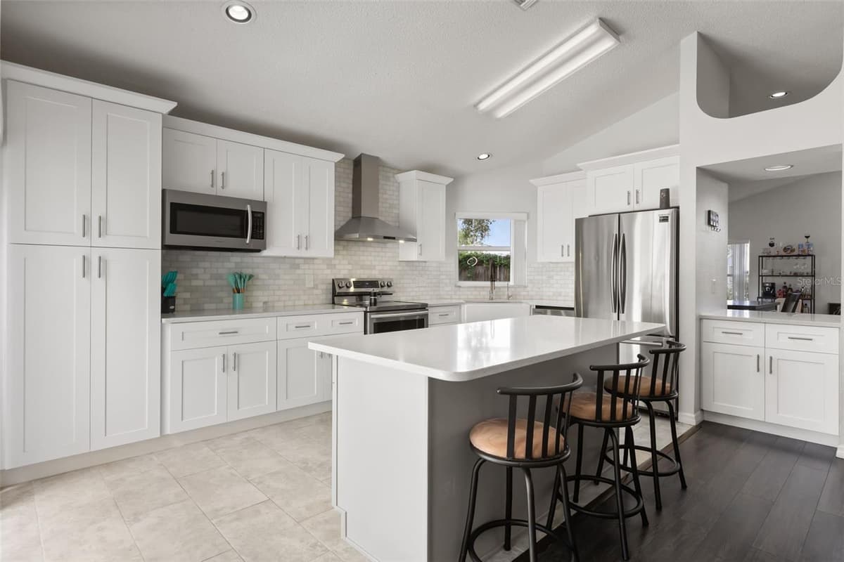 4562 CONWAY LANDING DRIVE — photo 13 of 38