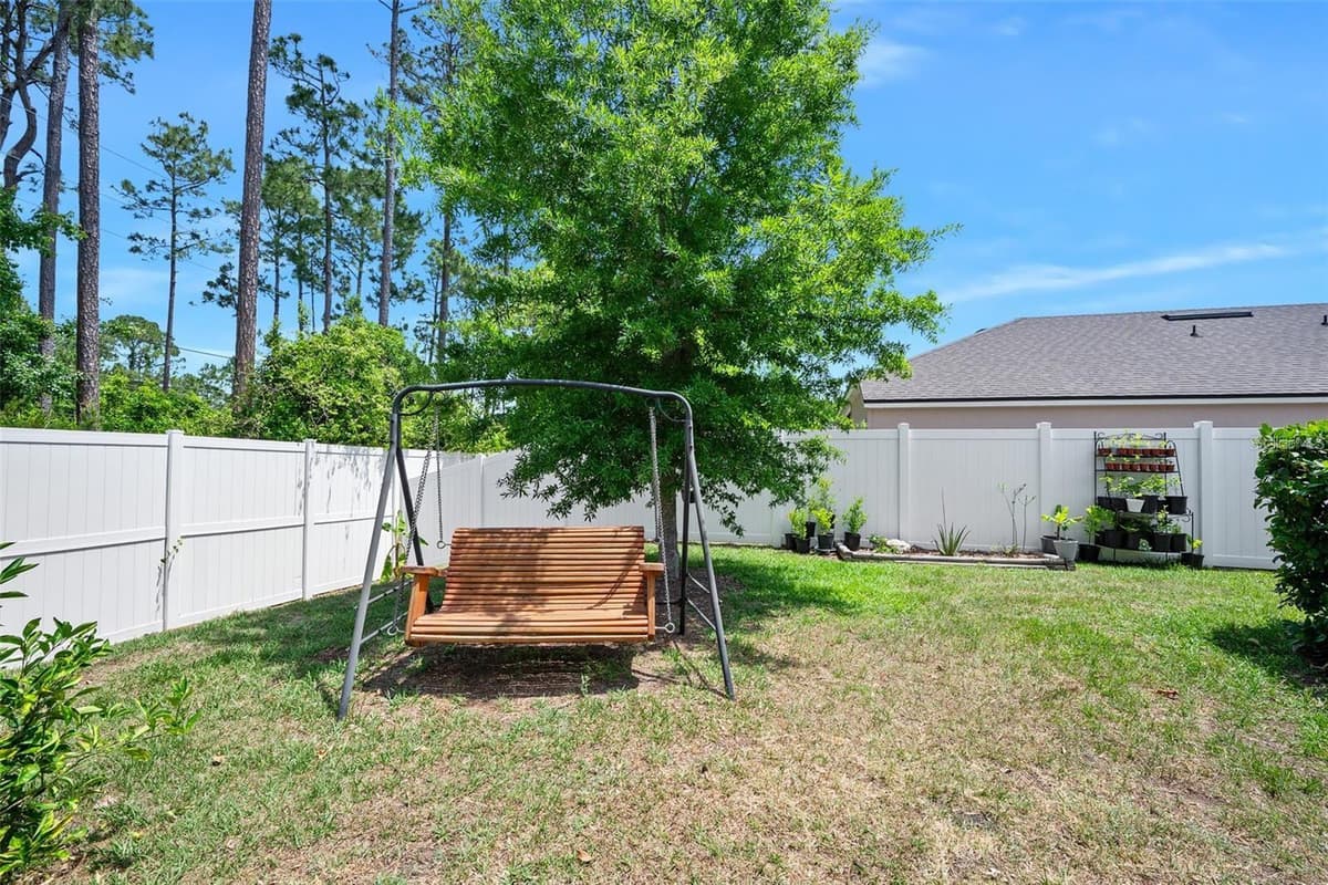 64 COASTAL HAMMOCK WAY — photo 16 of 18