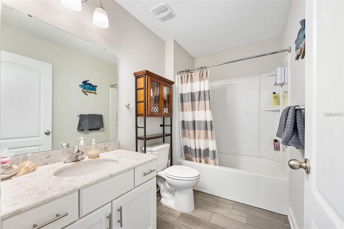 64 COASTAL HAMMOCK WAY — photo 13 of 18
