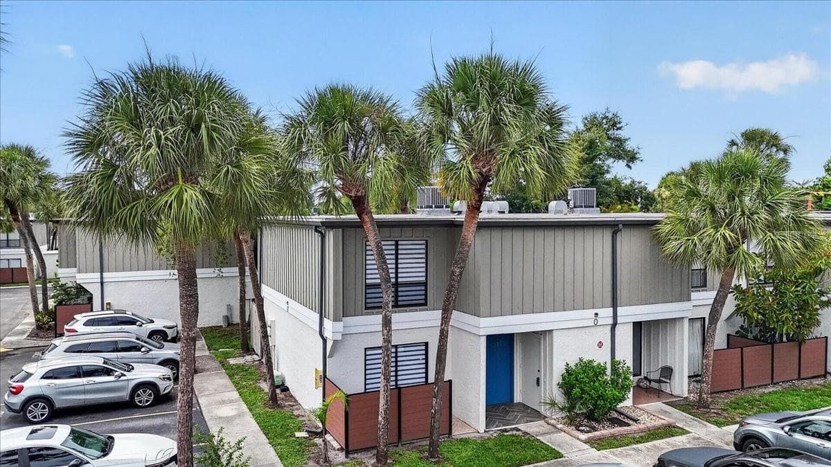 4001 BENEVA ROAD — photo 50 of 76