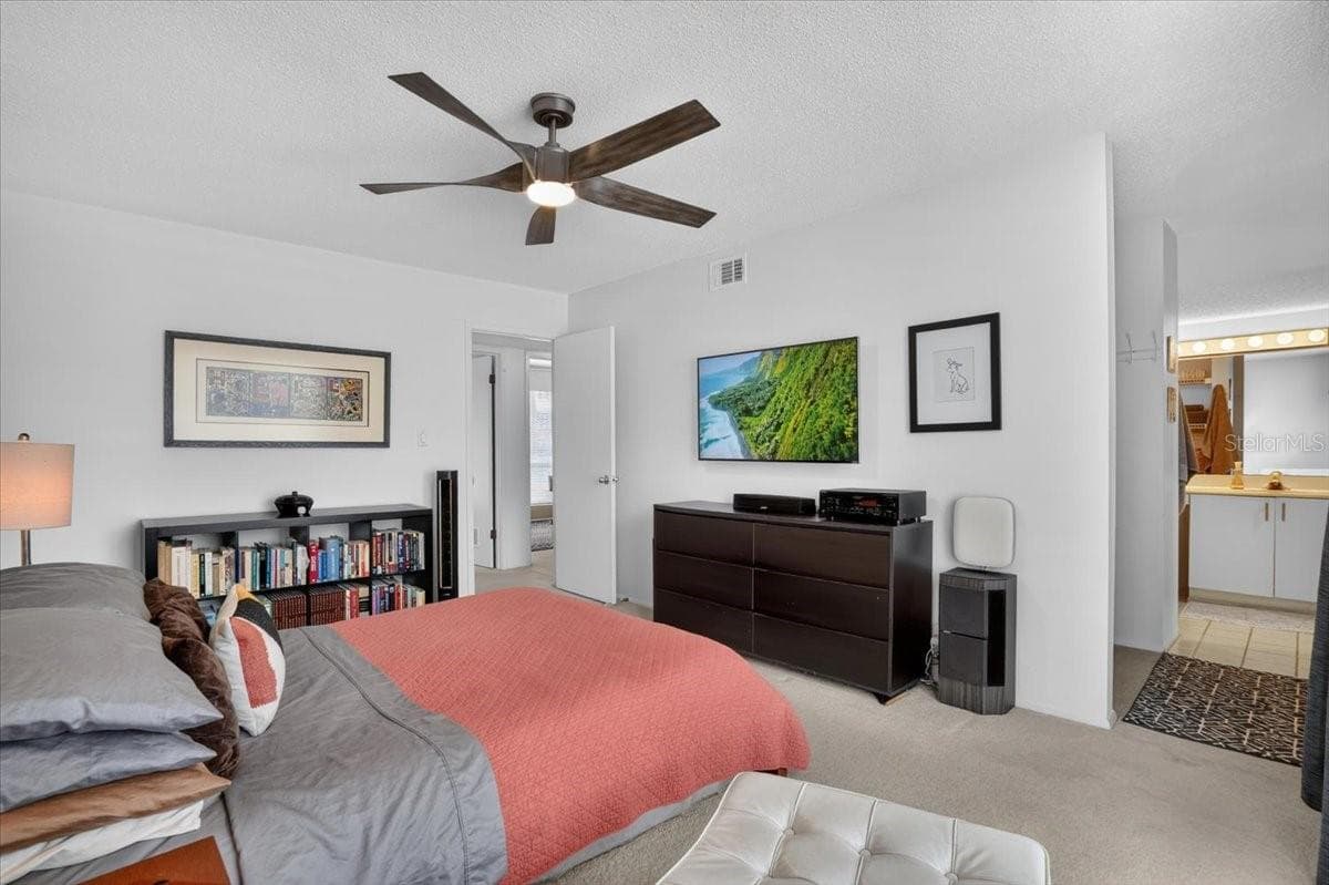 4001 BENEVA ROAD — photo 35 of 76
