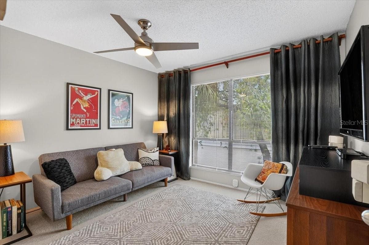 4001 BENEVA ROAD — photo 41 of 76