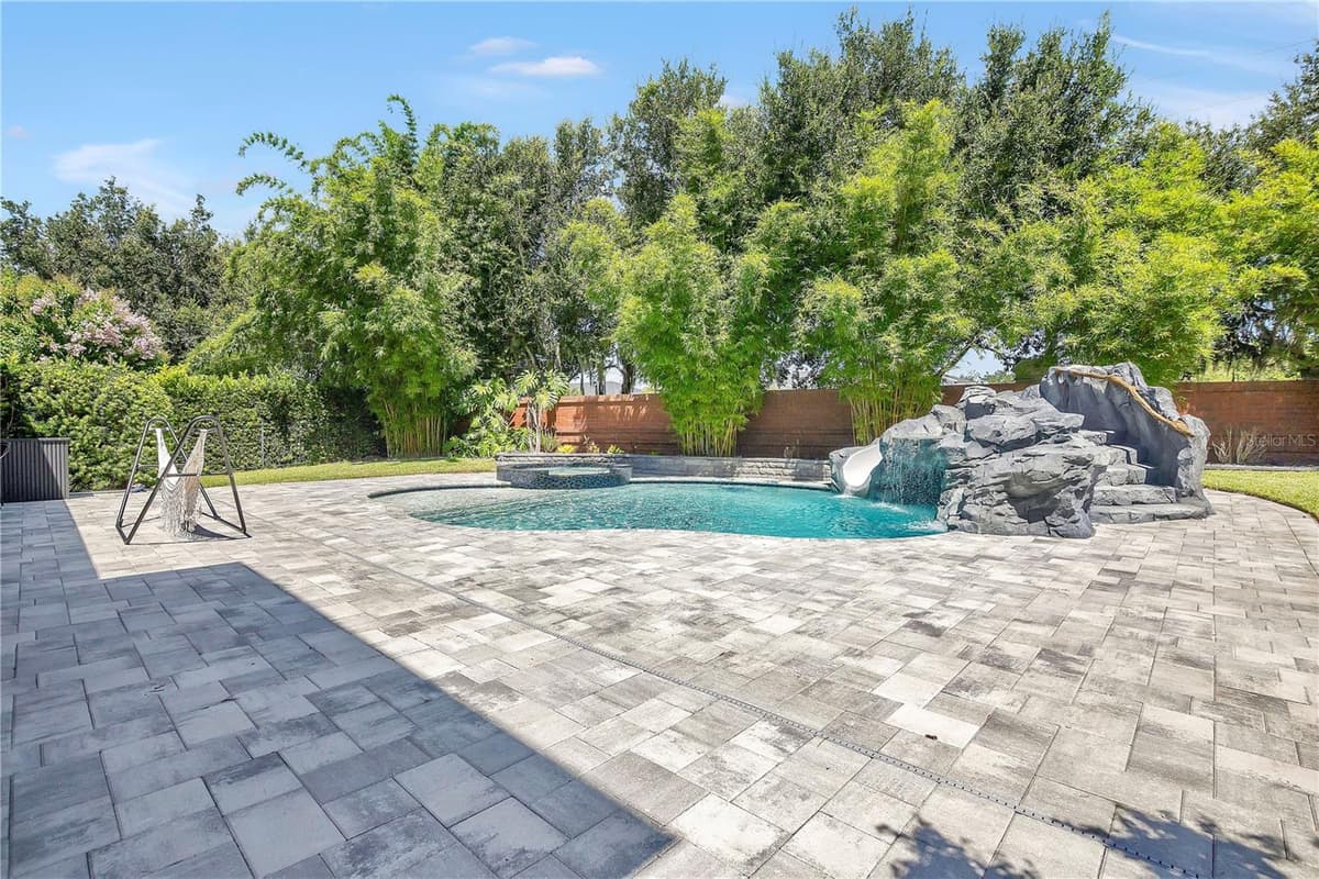 9443 ROYAL ESTATES BOULEVARD — photo 46 of 55