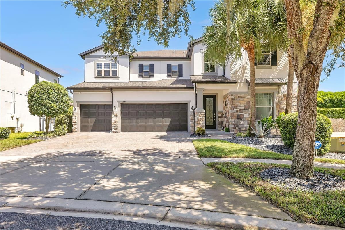 9443 ROYAL ESTATES BOULEVARD — photo 3 of 55
