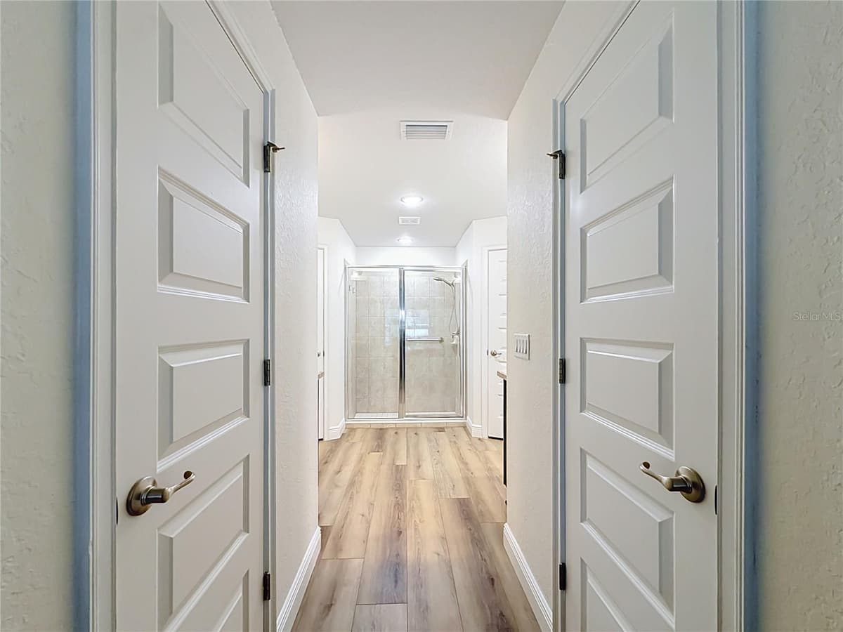 28 HOLLY COURT — photo 42 of 75