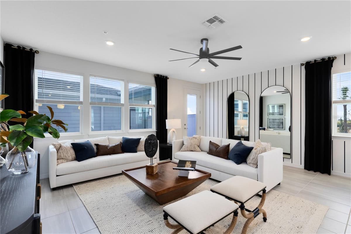 4560 ORCHARD VIEW ALLEY — photo 15 of 36