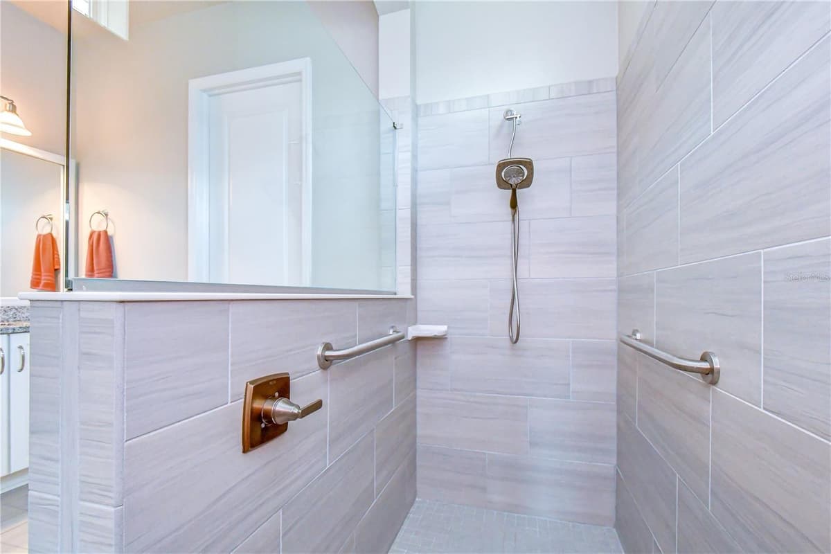 14014 SWALLOW HILL DRIVE — photo 19 of 33