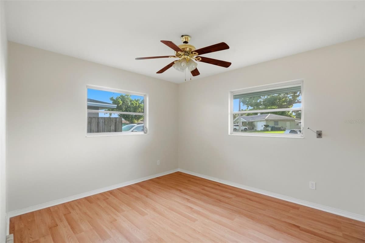 8835 109TH STREET — photo 16 of 31
