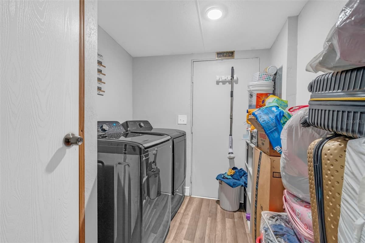 15816 NORTHGATE LANE — photo 23 of 56