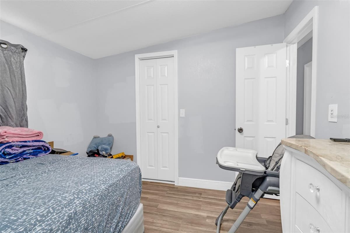 15816 NORTHGATE LANE — photo 21 of 56
