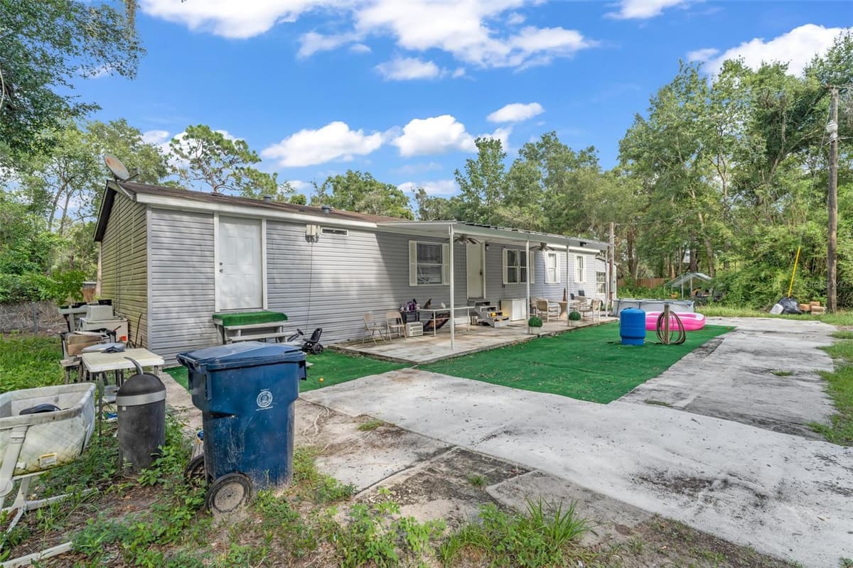 15816 NORTHGATE LANE — photo 3 of 56