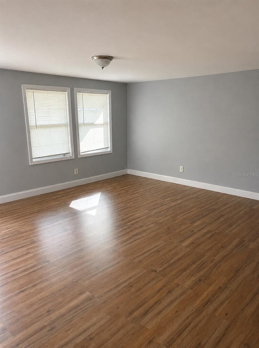 407 ANDERSON STREET — photo 4 of 14