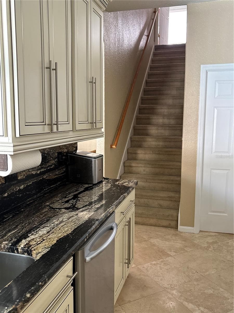 10761 BANFIELD DRIVE — photo 40 of 55