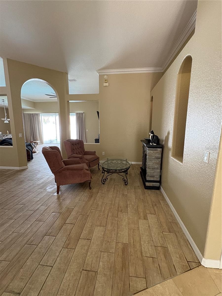 10761 BANFIELD DRIVE — photo 10 of 55