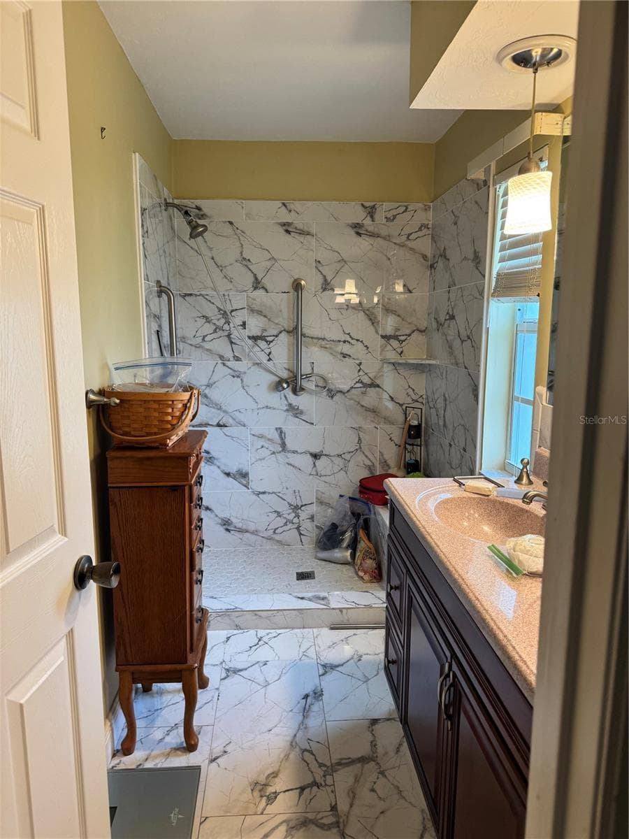 30048 OAK ROAD — photo 18 of 33