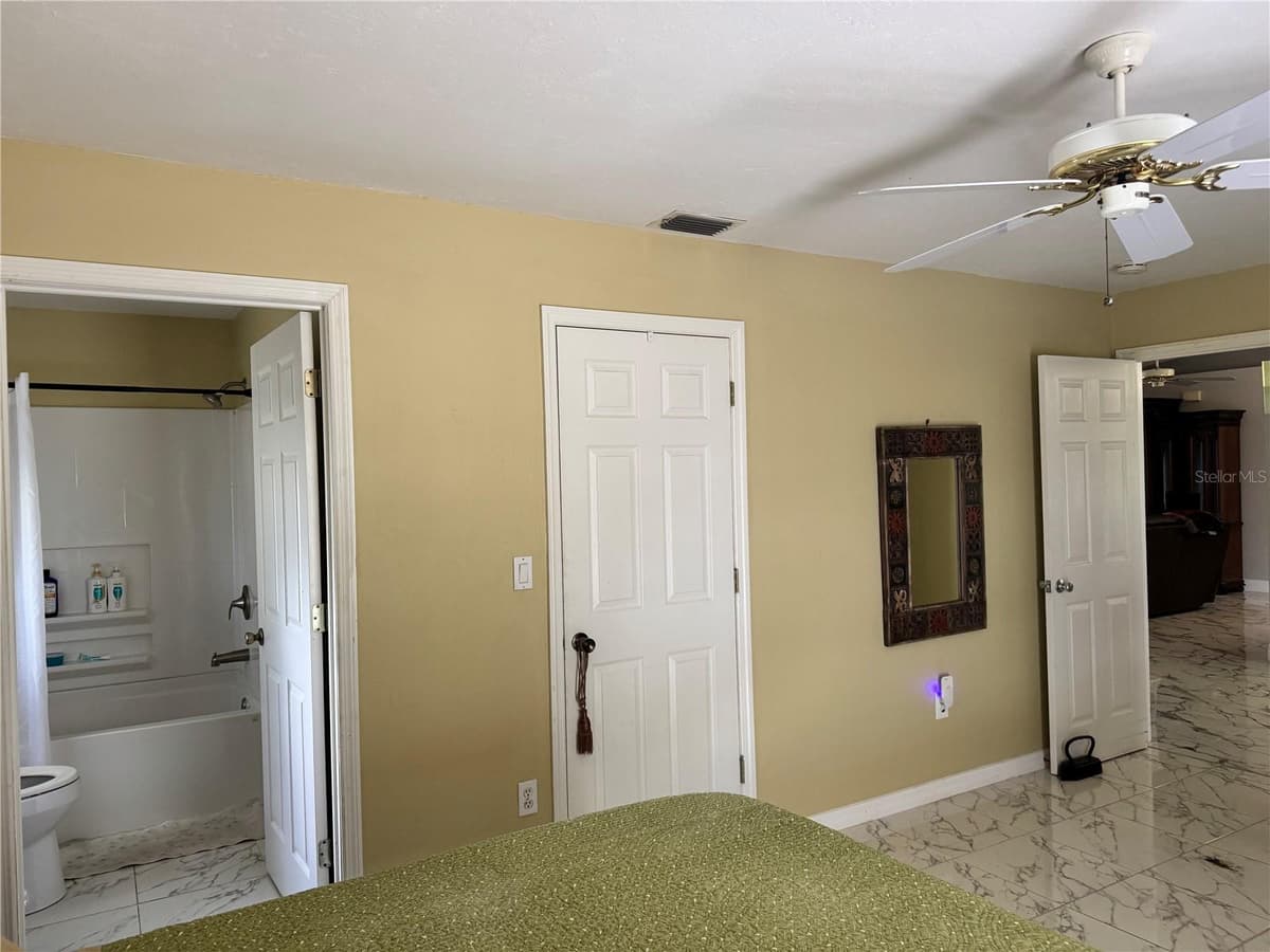 30048 OAK ROAD — photo 14 of 33
