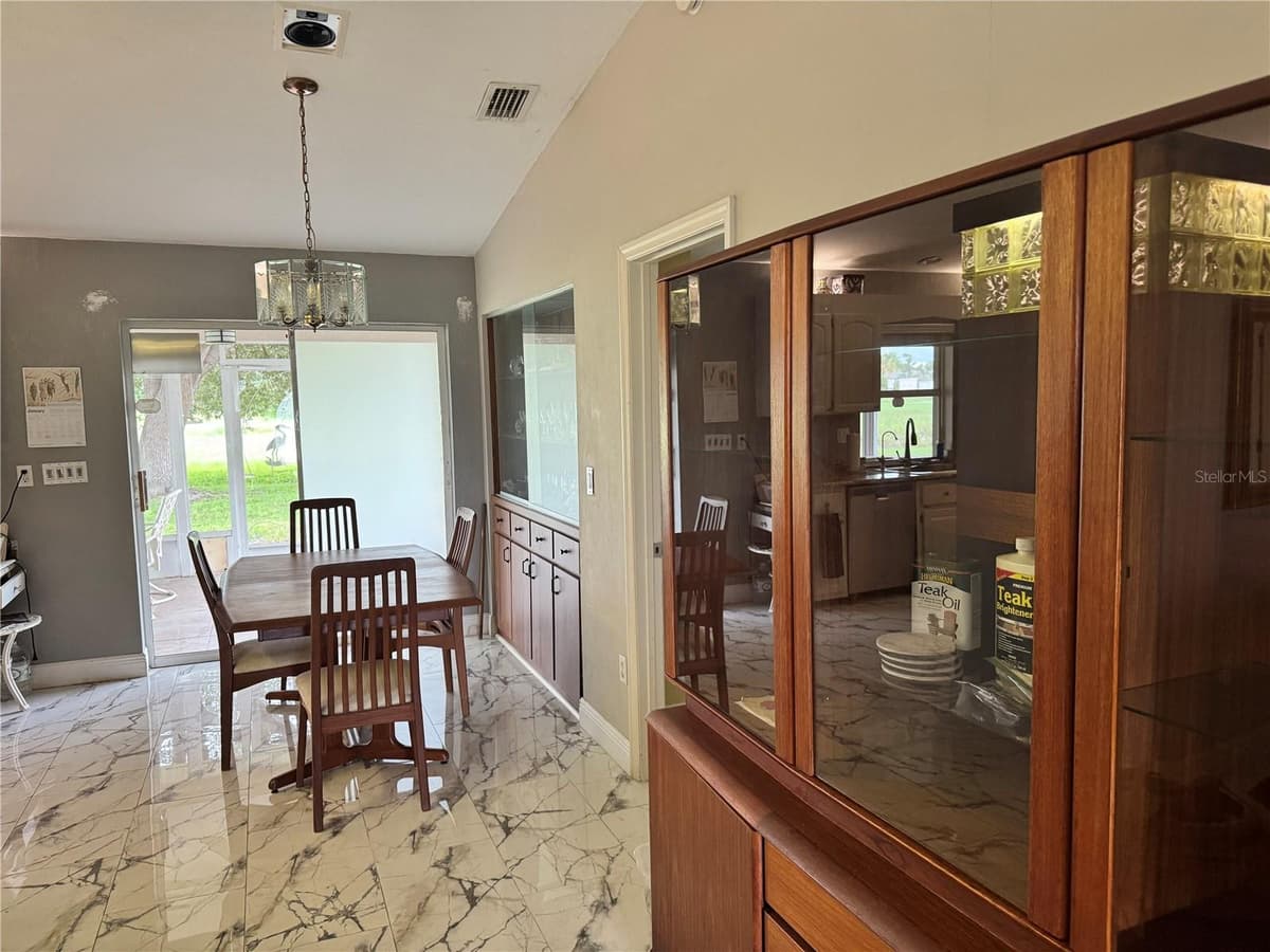 30048 OAK ROAD — photo 8 of 33