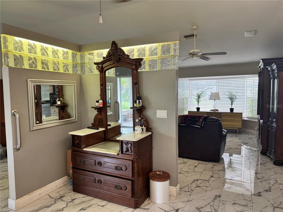 30048 OAK ROAD — photo 5 of 33
