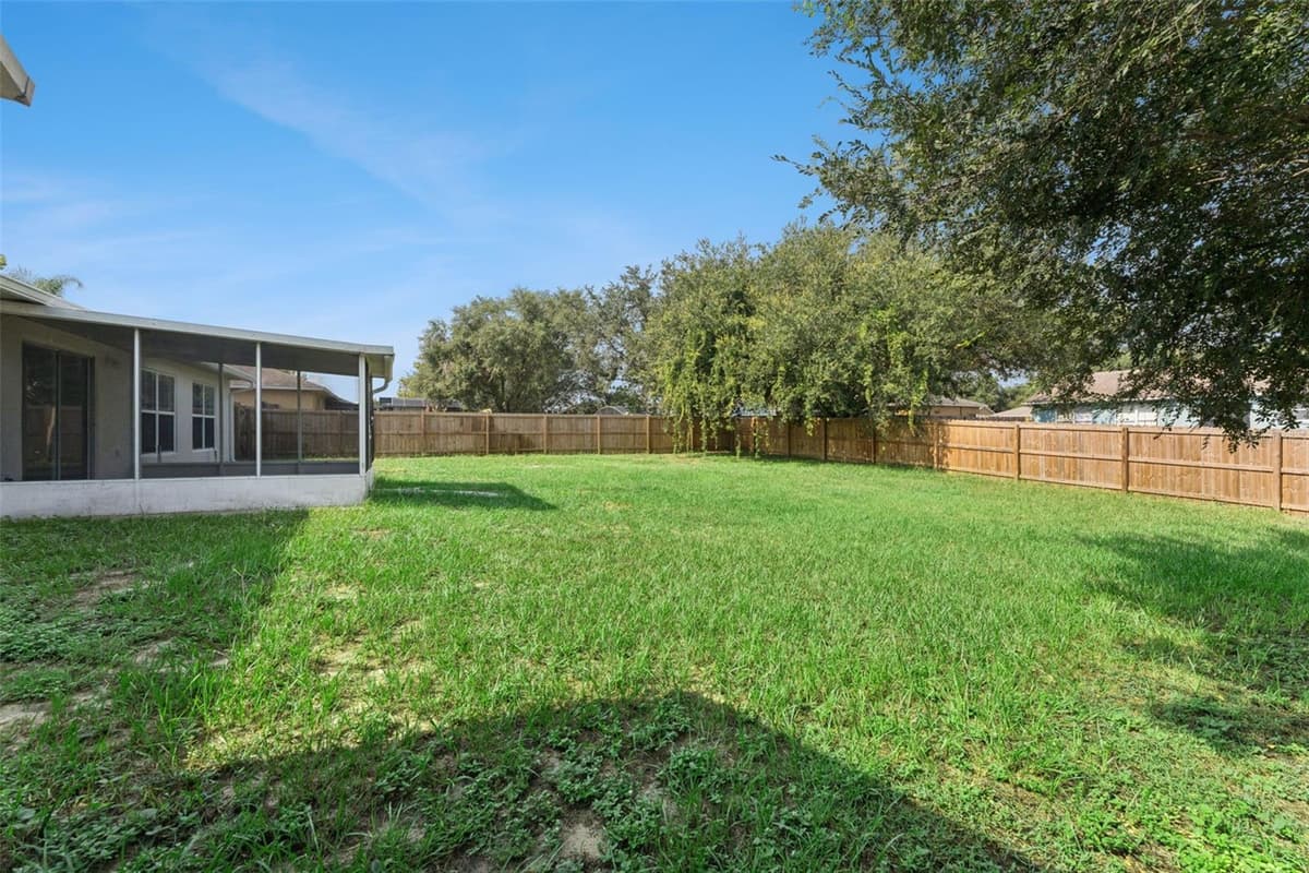 10803 SIENA DRIVE — photo 30 of 39