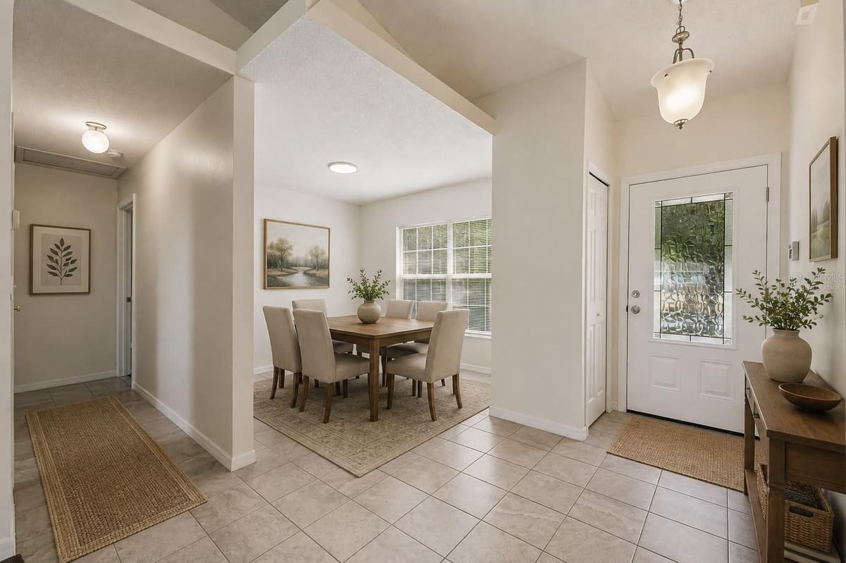 10803 SIENA DRIVE — photo 2 of 39