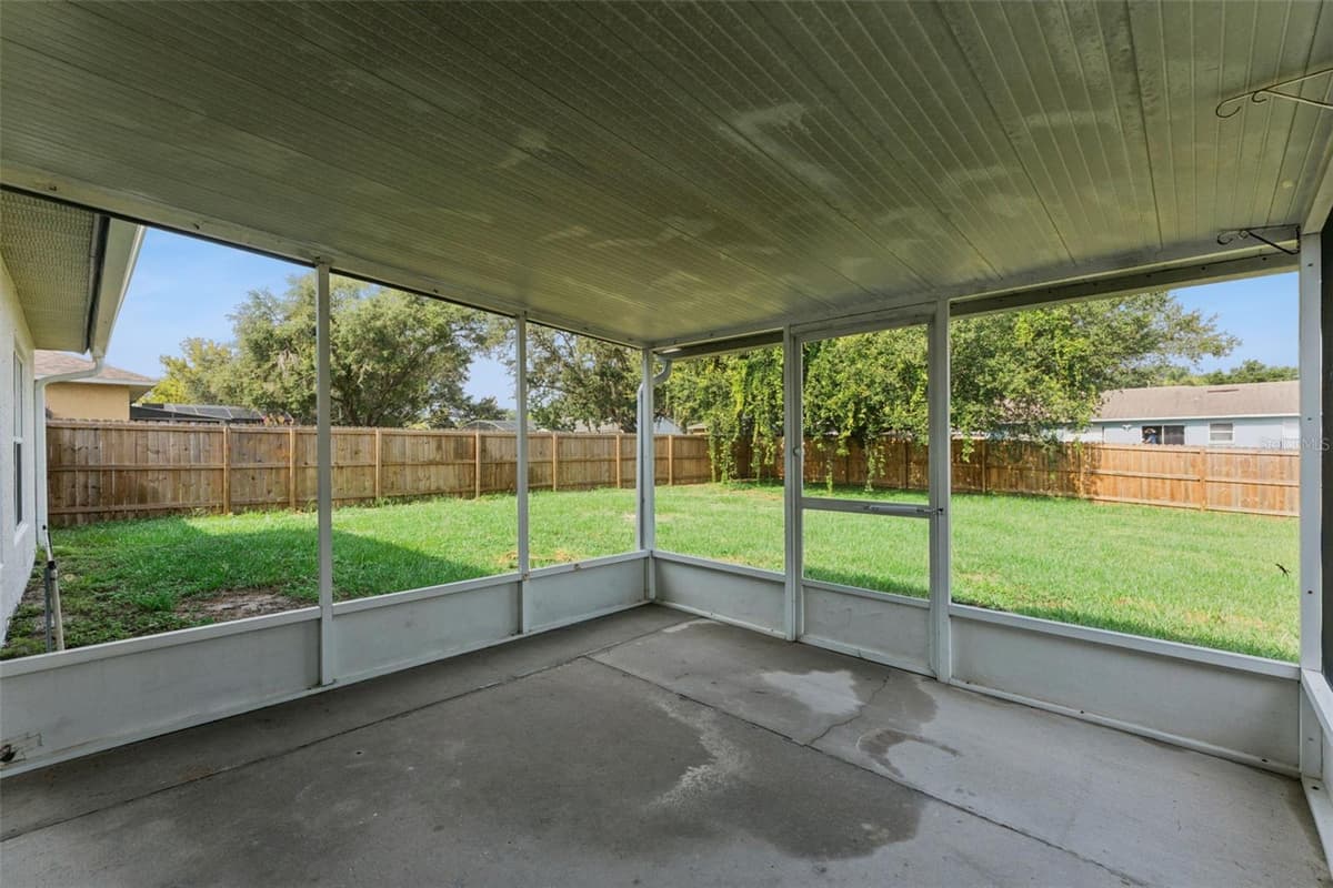 10803 SIENA DRIVE — photo 24 of 39