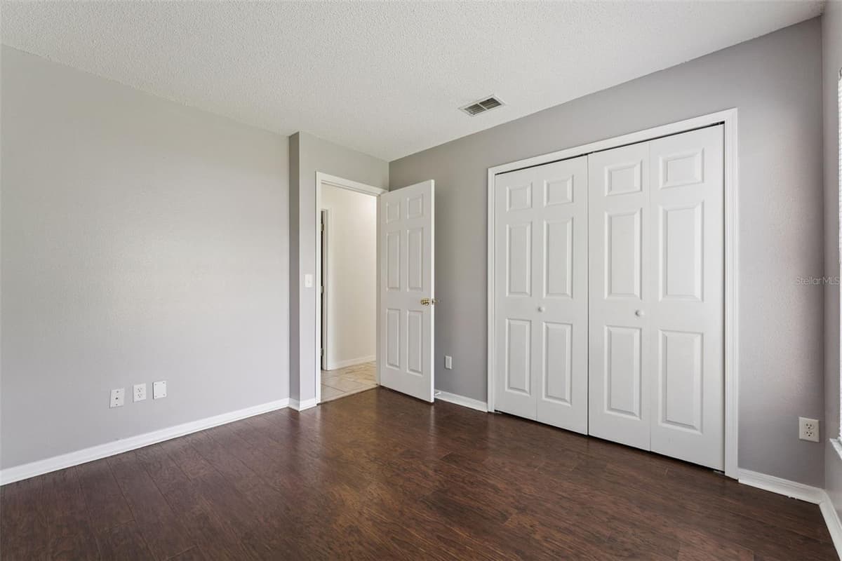 10803 SIENA DRIVE — photo 22 of 39