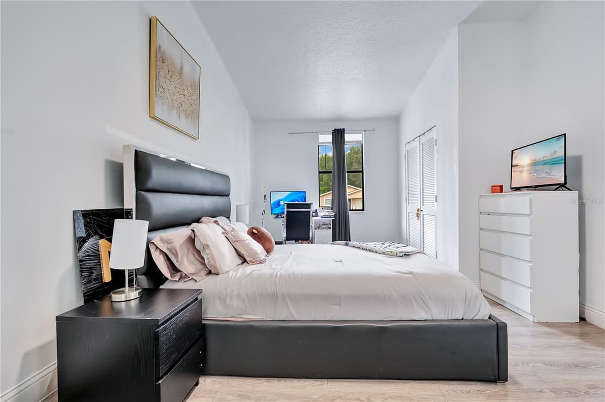 415 LANCELOT AVENUE — photo 12 of 28