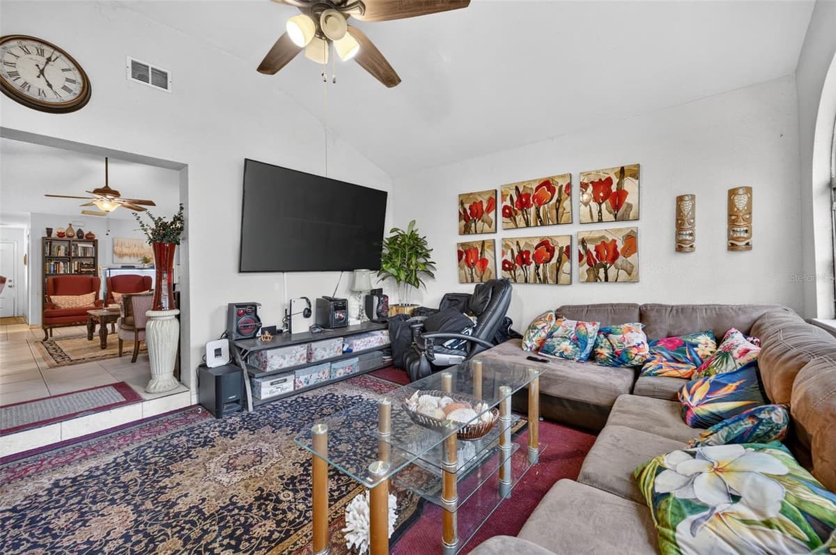5907 UONA AVENUE — photo 18 of 34