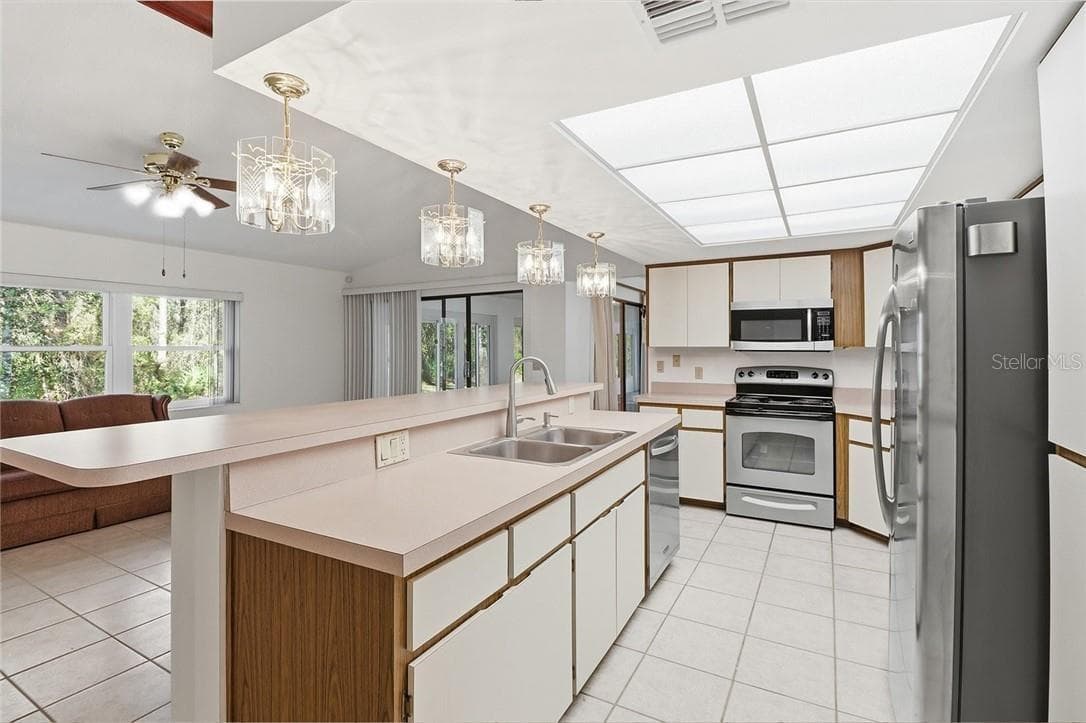 36 PINE DRIVE — photo 6 of 28