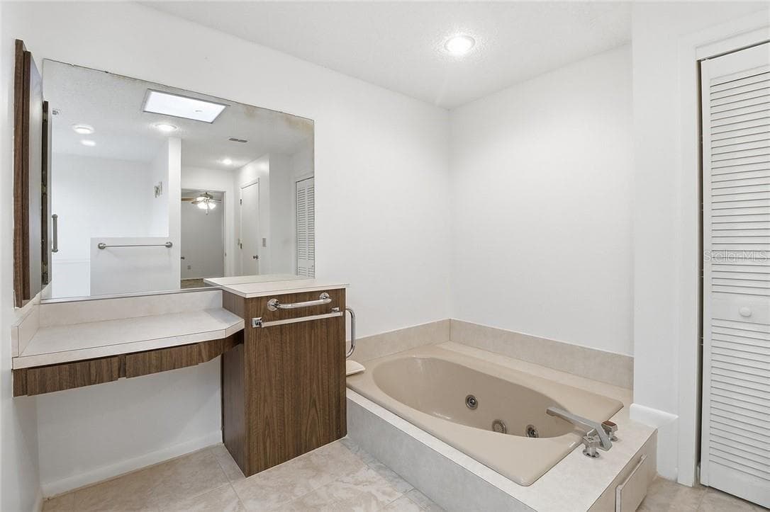 36 PINE DRIVE — photo 22 of 28