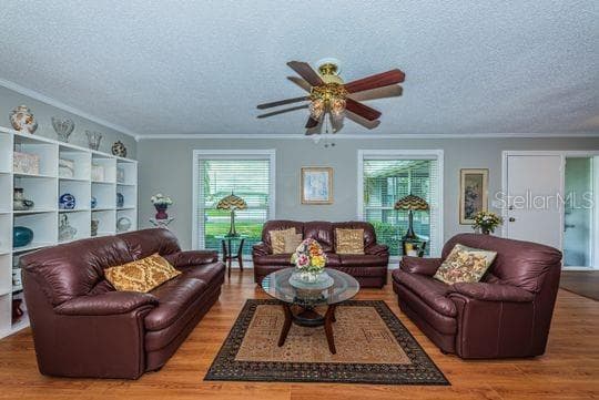 4577 GREAT LAKES DRIVE — photo 6 of 52