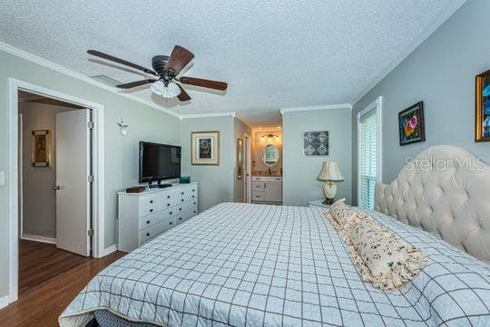 4577 GREAT LAKES DRIVE — photo 26 of 52