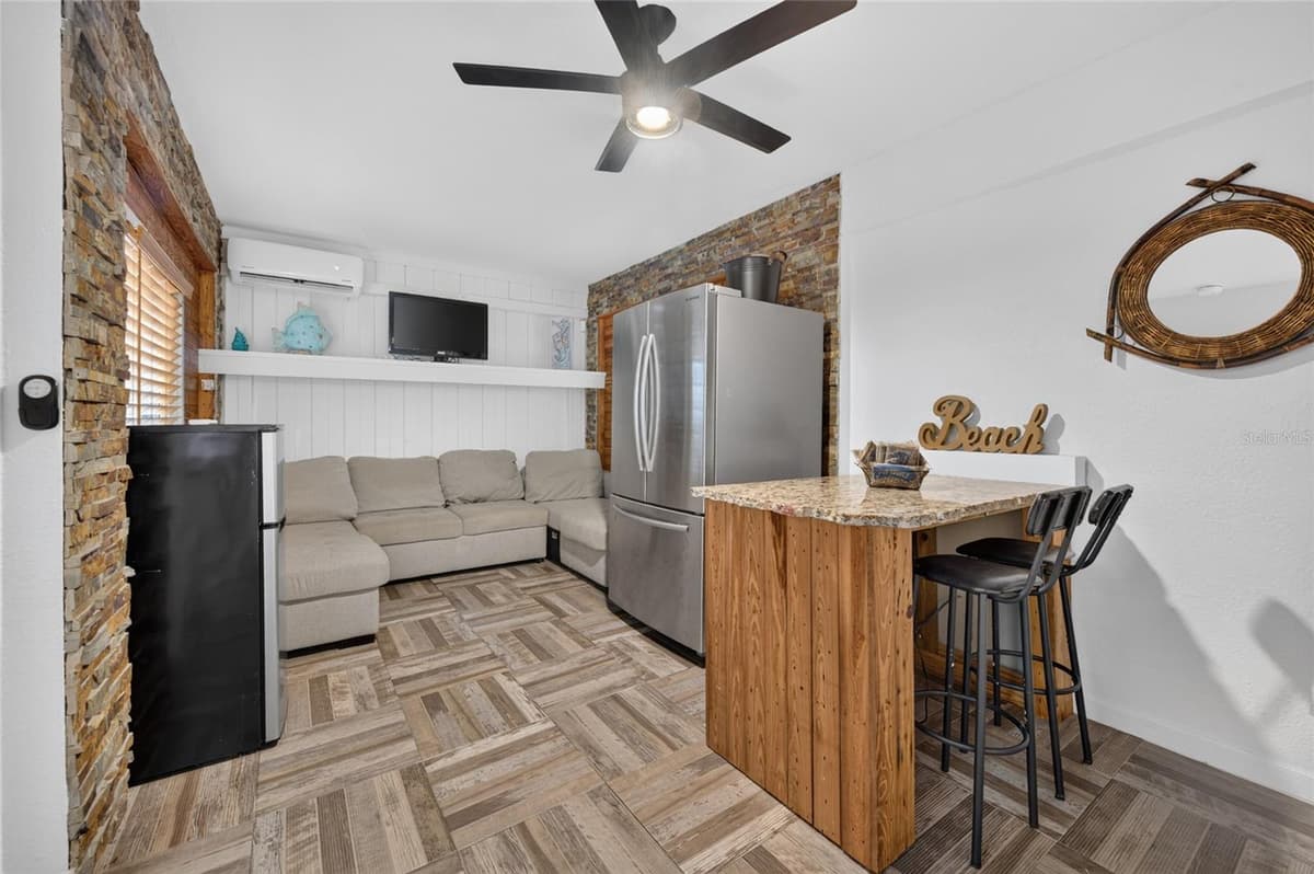 881 CATFISH AVENUE — photo 16 of 52