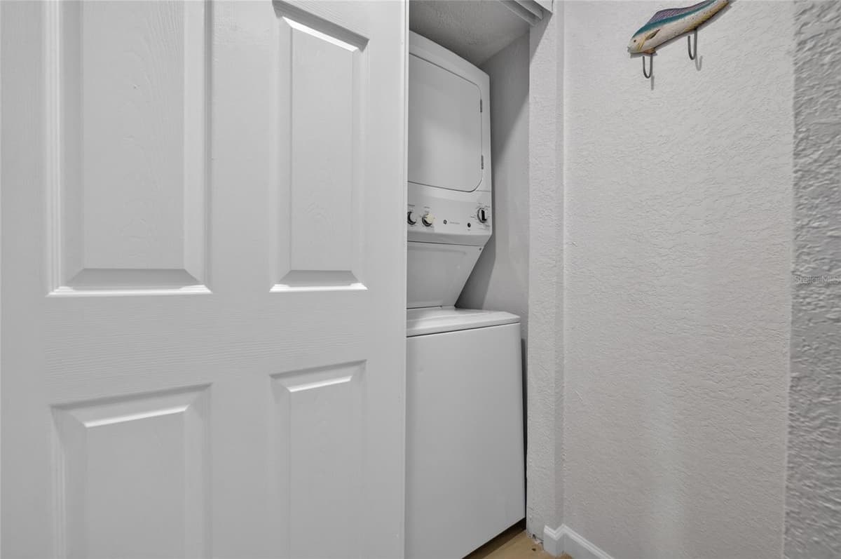 881 CATFISH AVENUE — photo 20 of 52