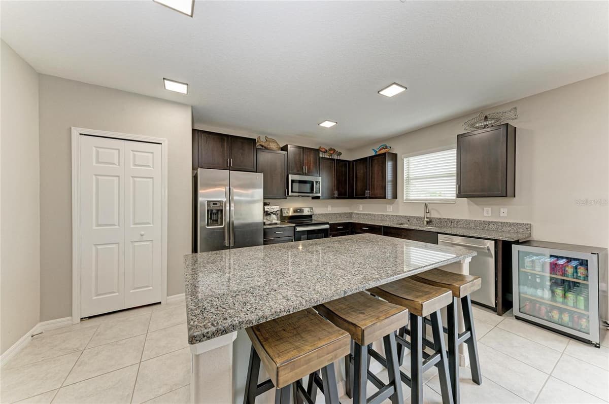 5512 OLANO STREET — photo 14 of 70