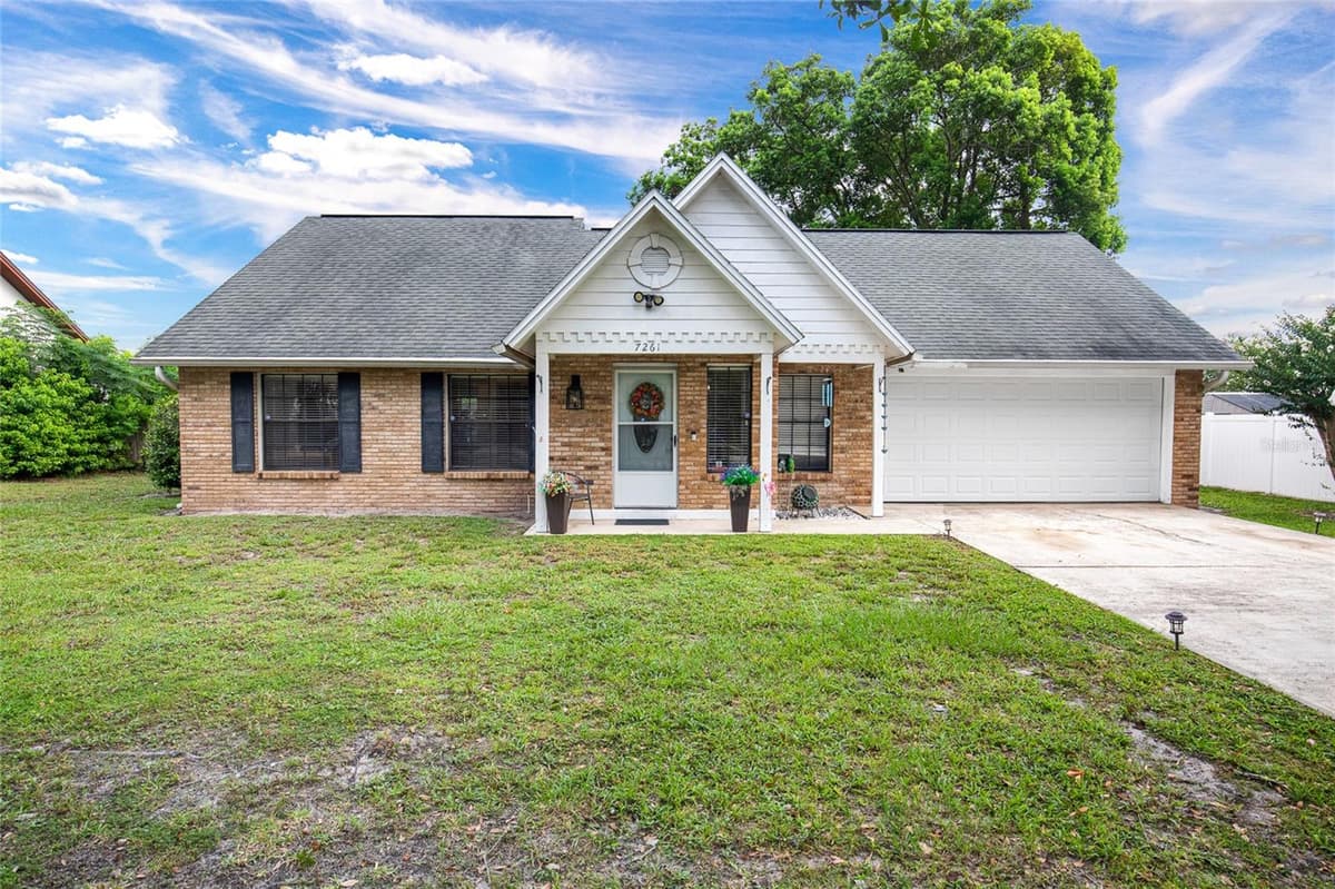 7261 ABBEY LANE — photo 1 of 35