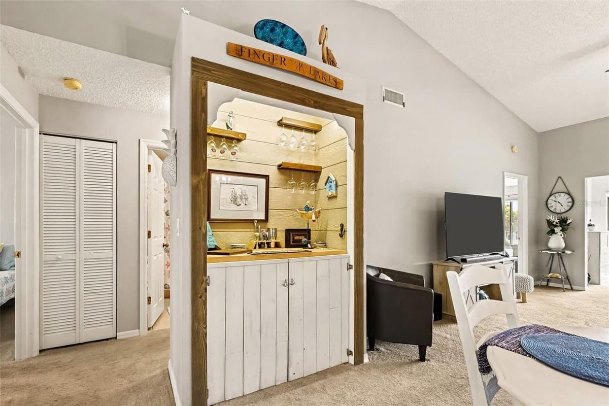 5652 ASHTON LAKE DRIVE — photo 16 of 51