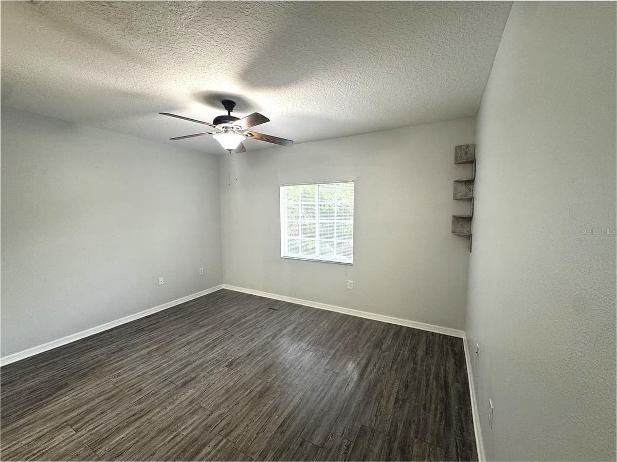 9621 LAKEDALE WAY — photo 16 of 18