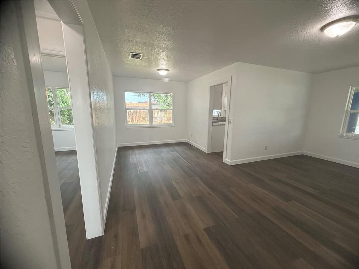 309 1ST STREET — photo 8 of 23
