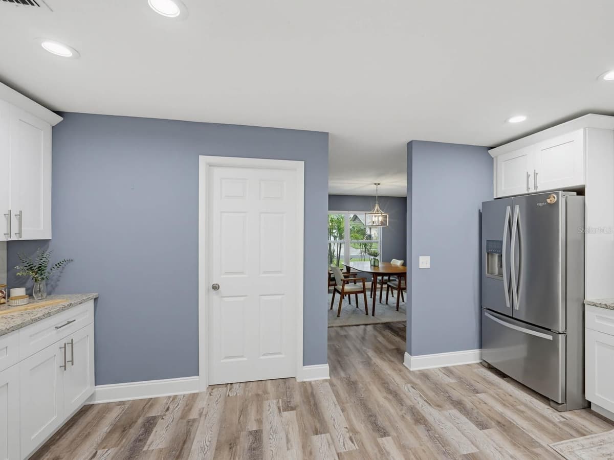 2988 PINEWOOD RUN — photo 11 of 43