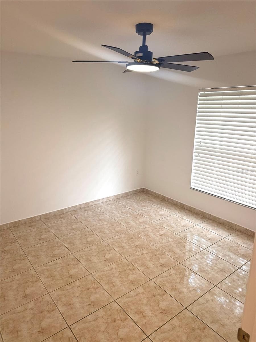 1901 ASHLEY OAKS COURT — photo 13 of 21