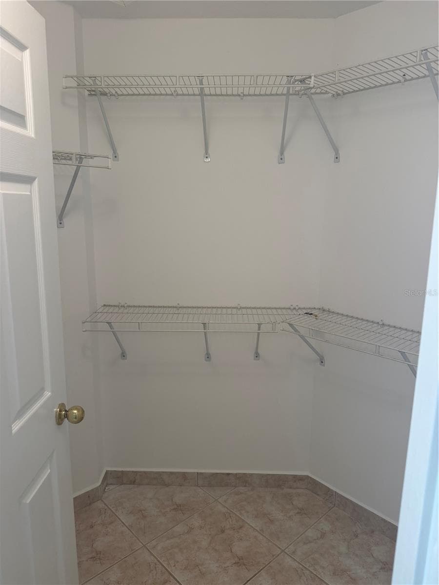 1901 ASHLEY OAKS COURT — photo 11 of 21