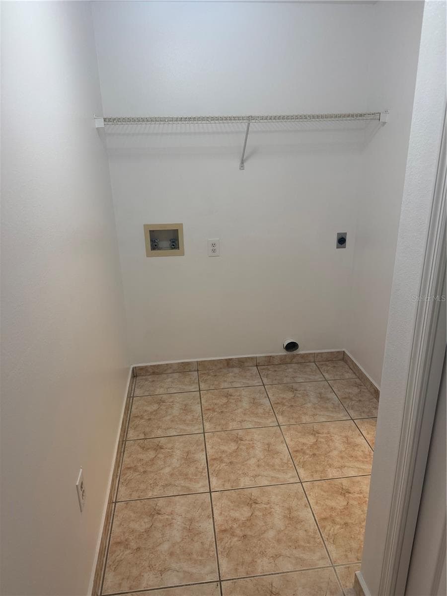 1901 ASHLEY OAKS COURT — photo 17 of 21