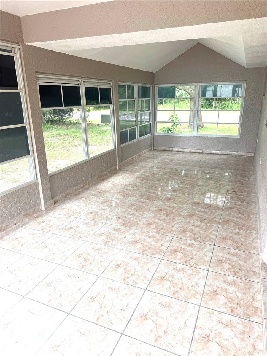 1901 ASHLEY OAKS COURT — photo 16 of 21