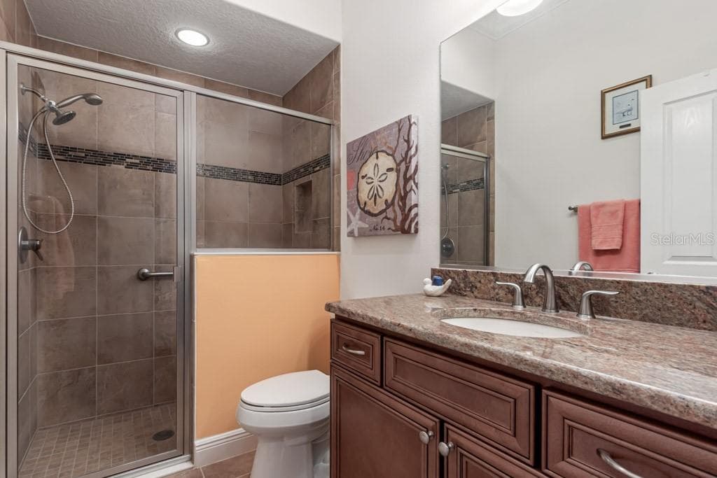 2611 JUPITER WAY — photo 17 of 37
