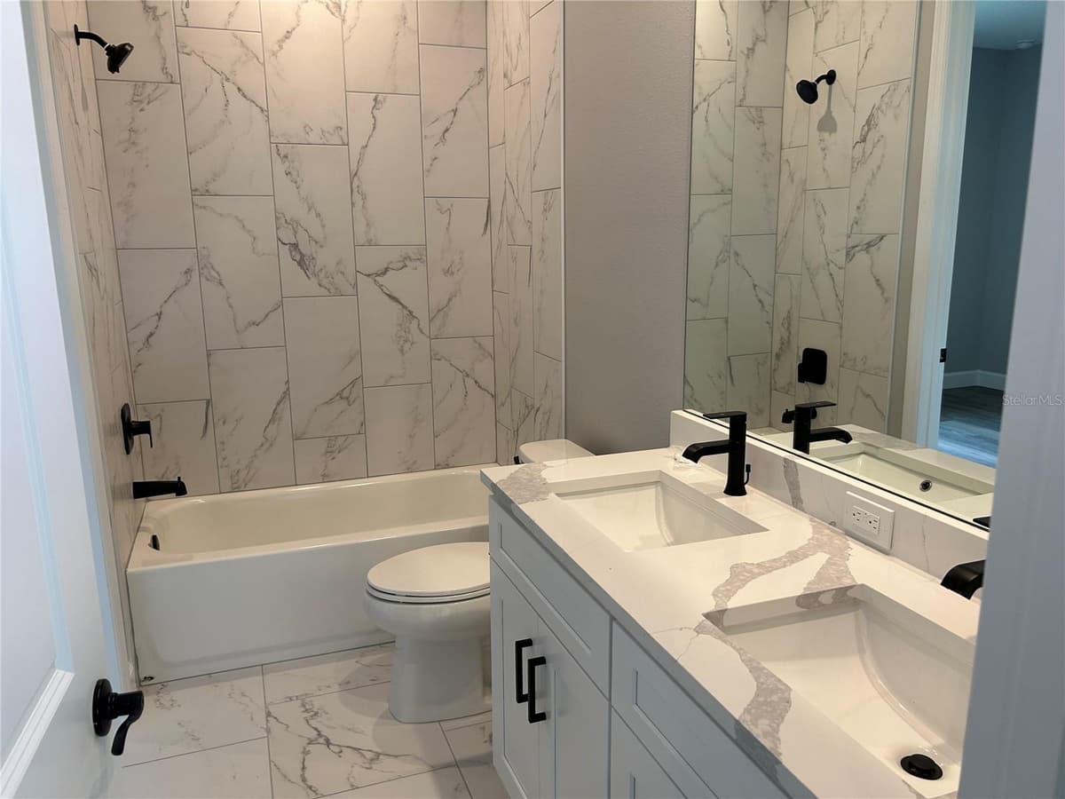 2409 NEWHOPE LANE — photo 14 of 22