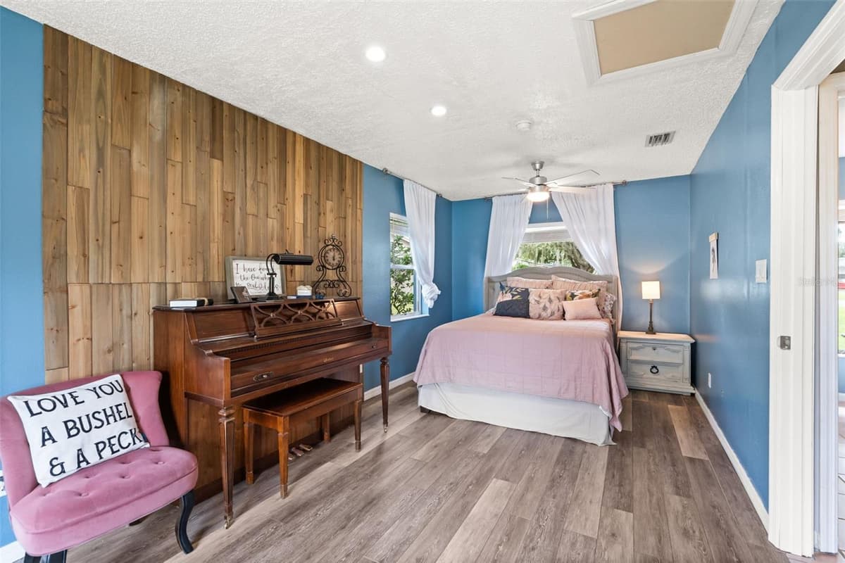 503 DOROTHY CIRCLE — photo 17 of 31