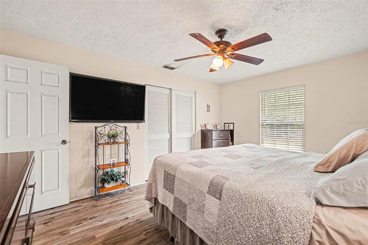 5623 CARIE COURT — photo 16 of 29