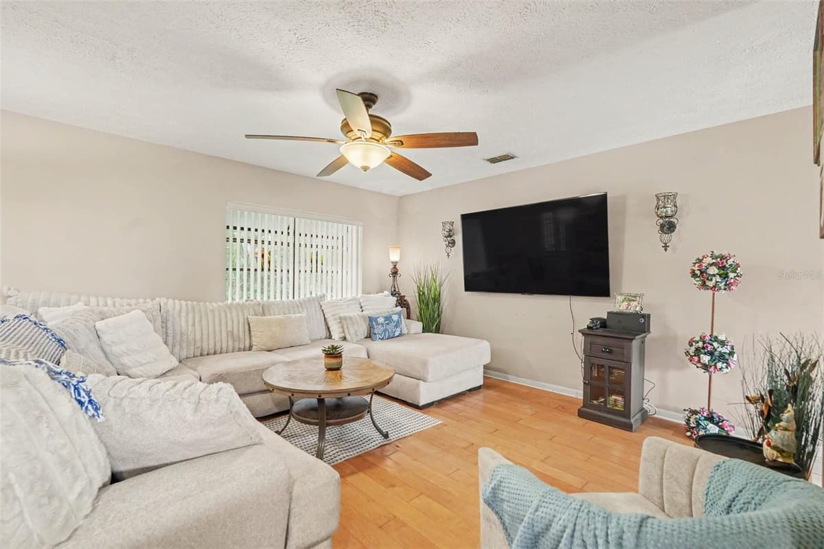5623 CARIE COURT — photo 6 of 29